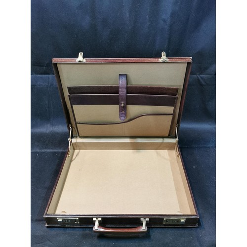 104 - Vintage West German leather briefcase with combination lock, code included. In excellent condition, ... 