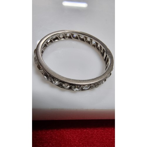 311 - Stunning antique Edwardian 1 carat Platinum diamond eternity ring featuring 25 old round cut natural... 