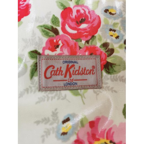 9 - Collection of 3x Cath Kidston shopping bags along with a Cantella Polkadot handbag. Largest bag meas... 