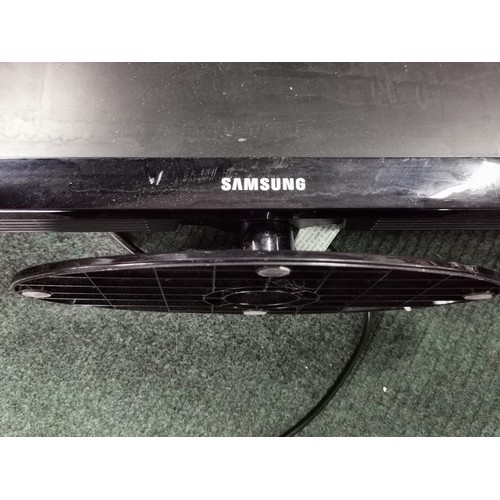 41 - Samsung Flat Screen TV with Power Cable 21