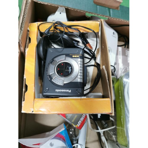 84 - Quantity of electrical items inc a Grundig radio, Masui radio, boxed panasonic portable cassette pla... 