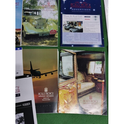 164 - Collection of Rolls Royce enthusiast club advertiser magazines dating from 1990 to 1993 along with s... 