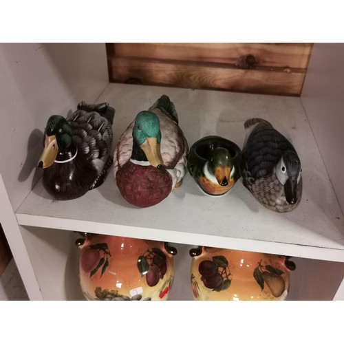 184 - Quantity of 6x ducks, one Mallard by Leonardo, Golden Eye storage pot etc. Largest stands at 14cm hi... 