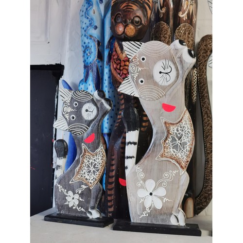 231 - Collection of 7x Fair Trade wooden cats, tallest measuring 92cm, all in good order