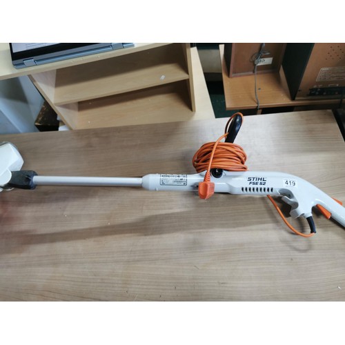 419 - Stihl FSE52 lawn strimmer, self feeder in good working condition