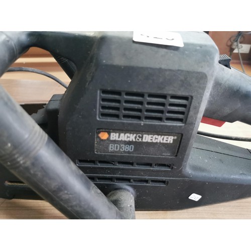 425 - Electric Black and Decker BD380 reciprocating wood saw