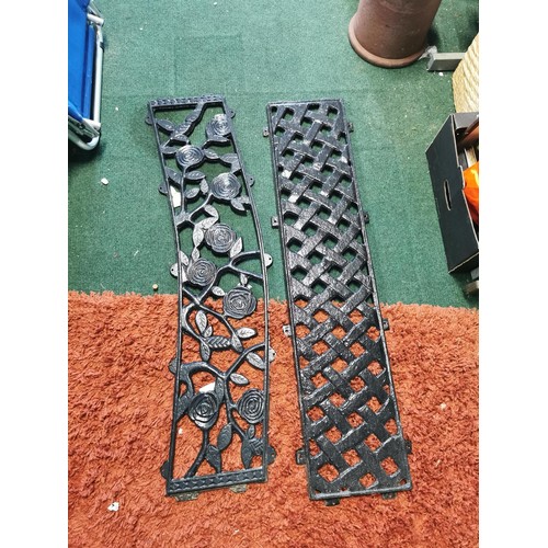 449 - 2x pairs of cast iron bench ends - blue pair in need of restoration along with a floral and weave pa... 