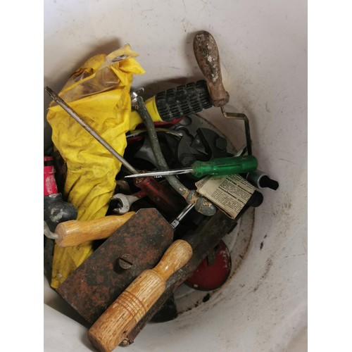 455 - Tub containing a quantity of tools inc augers, packet of Stanley wood shavers, spoke shave, collecti... 