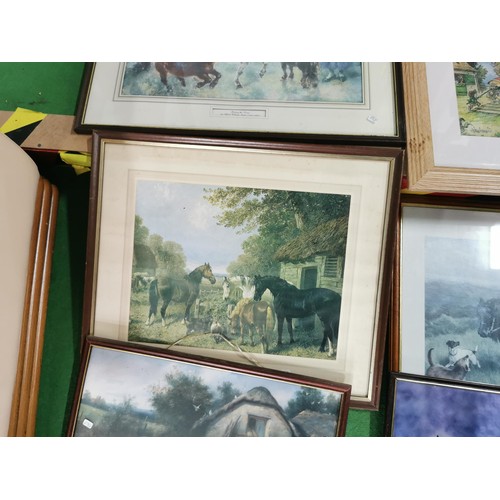 183 - Collection of 6x framed and glazed prints of horses inc a  Thelwell print etc. Thelwell print measur... 