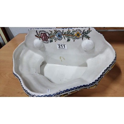 211 - Portuguese hand painted ceramic wall hanging basin & jug. Basin has a crack to the back. Height of j... 