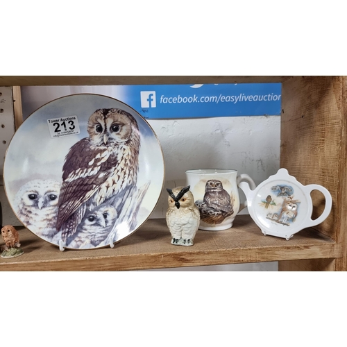 213 - Quantity of owl related items including an owl plate.