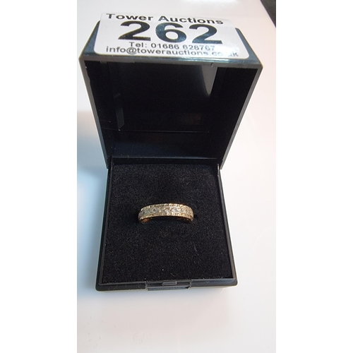 262 - 9ct. yellow Gold full eternity ring with genuine clear quartz stone all around. In good condition. S... 