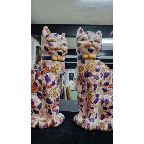 346 - Collection of 4x large vintage Japanese Imari hand painted cat figures. Including a matching pair wi... 