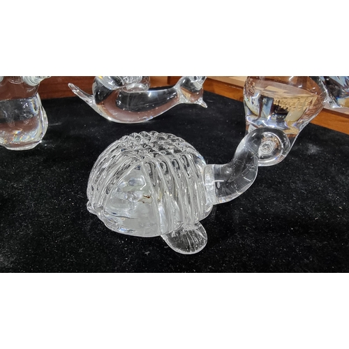 390 - Ultra rare set of Welsh Royal Crystal glass animal paperweight figures, discontinued some time ago a... 