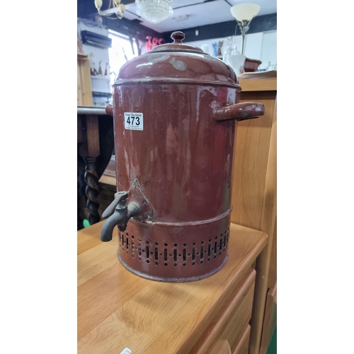 473 - Vintage brown enamelled hot water pot with spout & lid. Measures 40cm height, 20cm diameter, 29cm wi... 