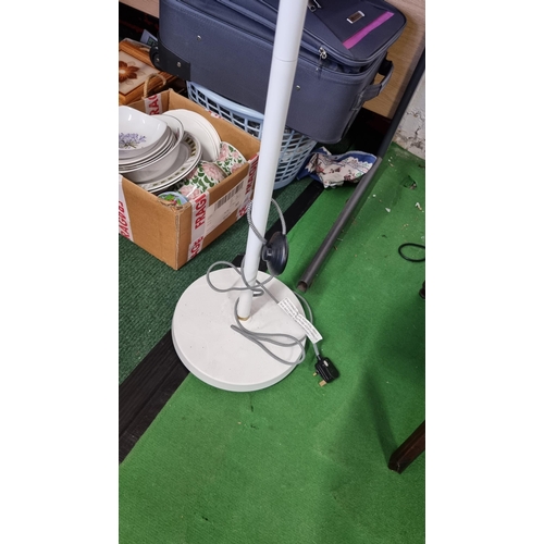 476 - Modern white & brass tall adjustable lamp in excellent clean condition, along with chrome uplighter ... 