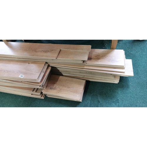 102 - Large quantity of engineered oak (click together) laminate flooring. Largest measures 127.5cm length... 