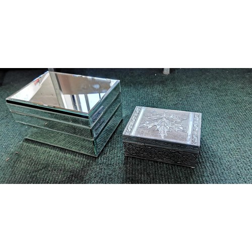 115 - 2x modern jewellery boxes, one is completely mirrored by Stackers and the other has a embossed metal... 