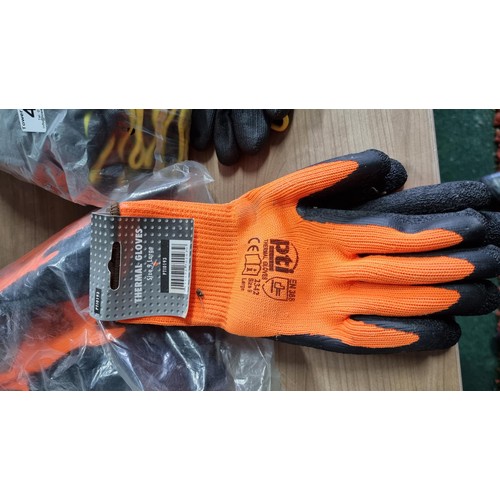 45 - Large job lot of brand new work gloves inc thermal work gloves