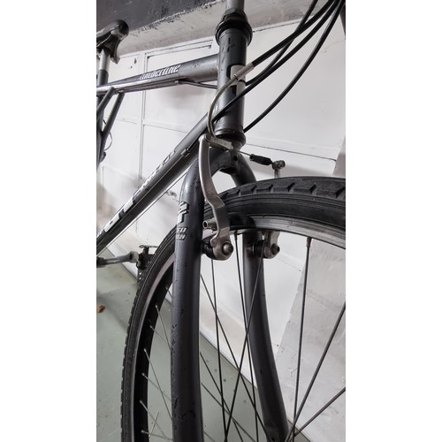 64 - 21 speed GT Terra mountain bike 23in frame in good clean condition tyres in good condition good trea... 