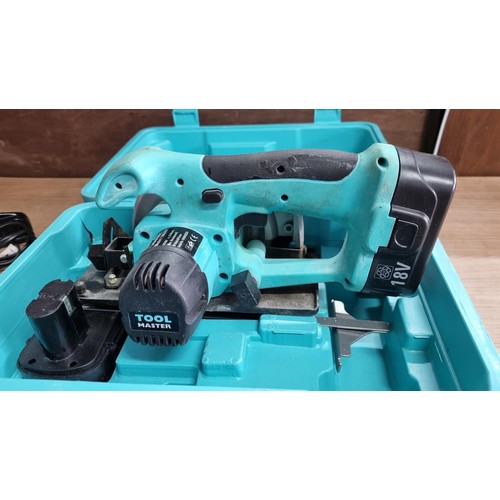 67 - Toolmaster cordless circular saw 18v with two batteries and a charger in working condition