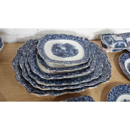 250 - Approx 33 pieces of antique blue and white Malvern pattern A. E. Jones & Co ( Albert Edward Jones) p... 