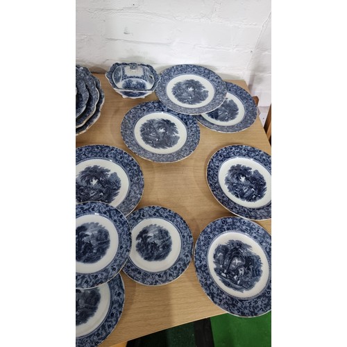 250 - Approx 33 pieces of antique blue and white Malvern pattern A. E. Jones & Co ( Albert Edward Jones) p... 