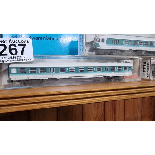 267 - Fleischmann N gauge locomotive and passenger cars 8143K, 8144K, 8145K all in excellent condition in ... 