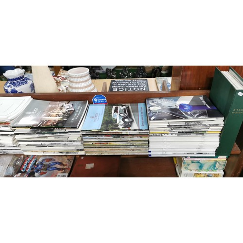 199 - Very large quantity of 300x Rolls Royce Enthusiasts Club Bulletin magazines dating from 1980s to the... 