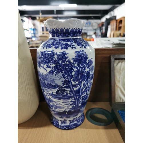 158 - Quantity of 4x jugs and vases inc Large Masons Red Mandalay Jug in good overall condition, blue and ... 