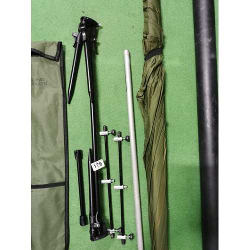 176 - Brand new fishing rod rest and fishing brolly complete in bag and plastic tube