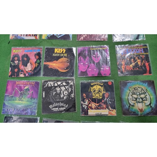 24 - Quantity of21x good quality single 45's records all of classic rock and heavy metal inc Motorhead, K... 