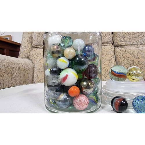 10 - Jar full of various vintage collectable marbles inc large marbles