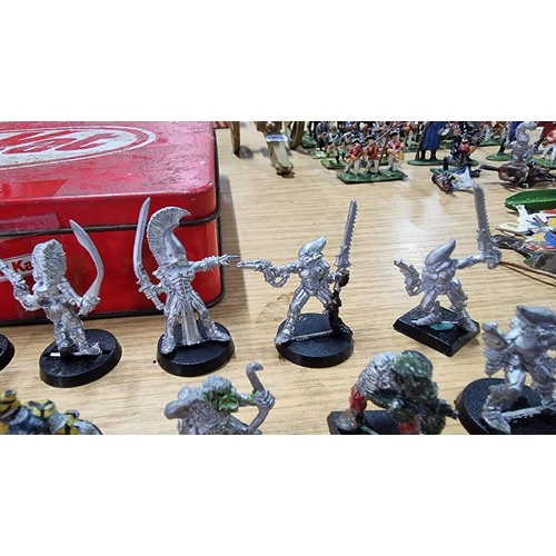 15 - Large collection 35x metal Warhammer fantasy figures inc goblins dwarfs etc some painted some are no... 