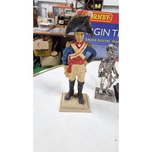 24 - Quantity of soldier figures on plinths inc 5x metal figures one napoleonic resin figure height of la... 