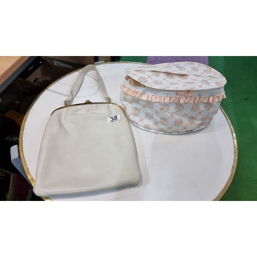 38 - Quantity of 5x various vintage handbags all in excellent clean looked after condition inc a Jane Shi... 