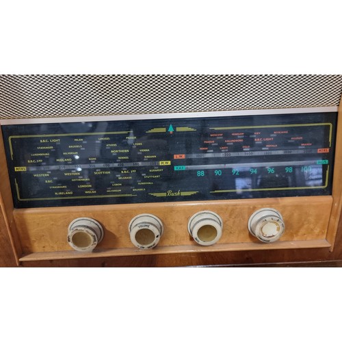 50 - Vintage bush type VHF 54 radio with a wooden case inc magic eye in excellent condition along with a ... 