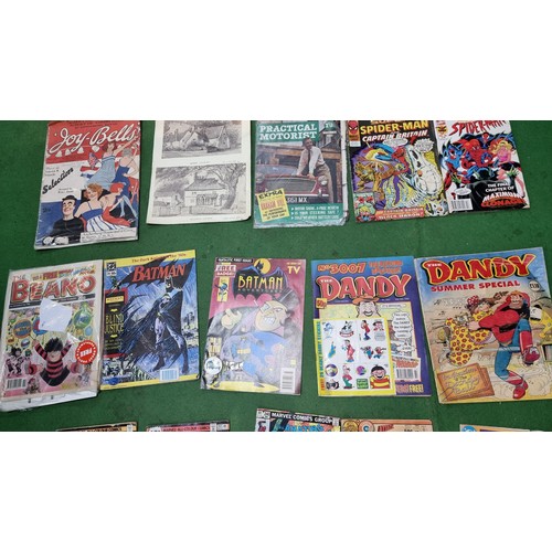 91 - Approx. 30x various vintage comic magazines inc a large quantity of DC and Marvel comics inc Spiderm... 