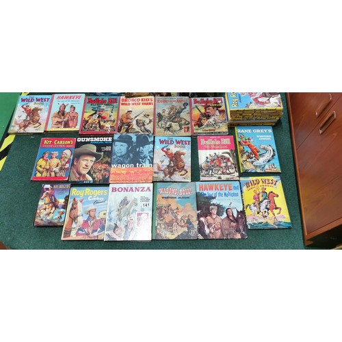 141 - Large quantity of 40x various vintage annuals inc Wild West, Roy Rodgers, Buffalo Bill, Kit Carson's... 