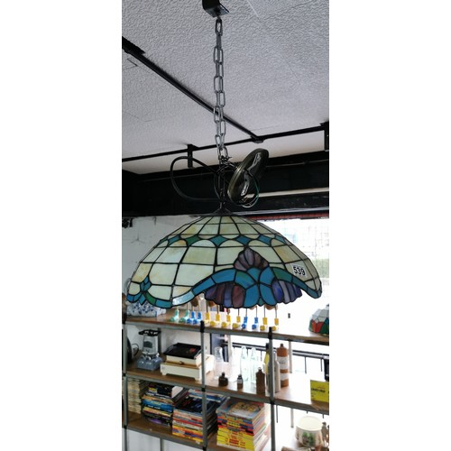 539 - Tiffany style ceiling lamp fitting with a 41cm diameter shade fab condition nice and vibrant colours