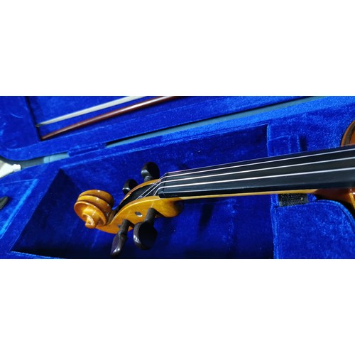 57A - Stentor Student I violin 4/4 used just once in its original carry case. 
Comes with 2 bows & tin of ... 