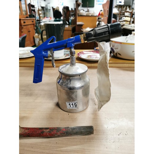 119 - Large vintage red leg vice in good order along with a paint sprayer complete with canister & bag. Le... 