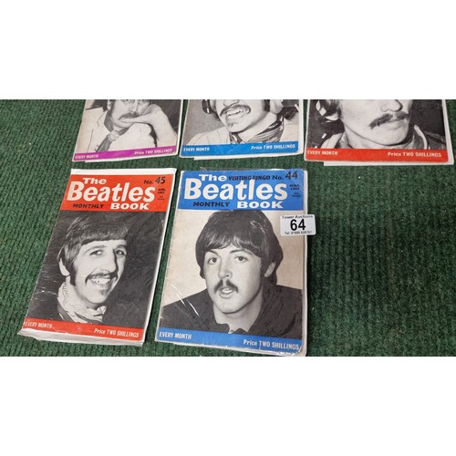 64 - Quantity of 30x rare collectable The Beetles monthly books all from the 1960's with issue 44 to 76 w... 