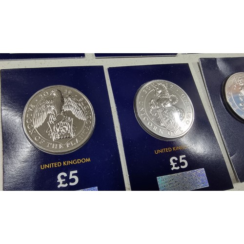 274 - Complete set of 11x The Queens Beasts £5 coin collection with one extra £5 coin very collectable and... 