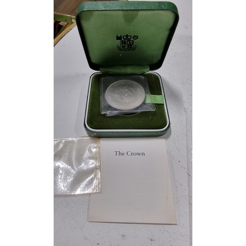 276 - 3x boxed sets of proof crowns along with a Queen Mother £5 coin commemorative cover