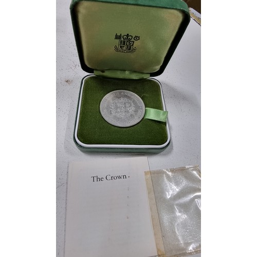 276 - 3x boxed sets of proof crowns along with a Queen Mother £5 coin commemorative cover