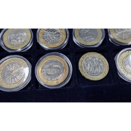 281 - Large collection of 40x collectable £2 and £1 coins inc 20x £1 coins with various designs and 20x £2... 