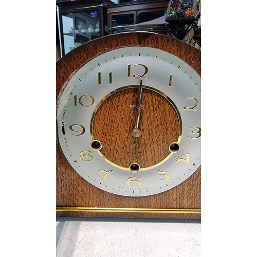 294 - Vintage Smiths mantle clock with westminster chimes, chiming on gong rods case is in excellent condi... 