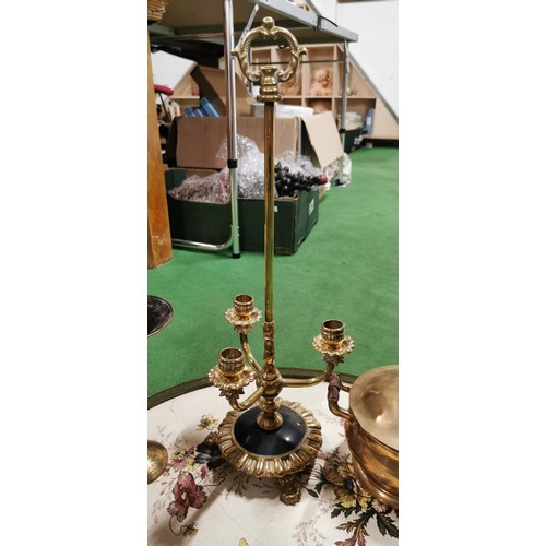 213 - Good quality vintage brass and copperware items inc floor standing candelabra, Heavy copper lidded p... 