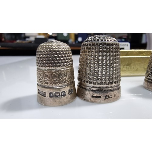 355 - 8x various hallmarked silver and white metal thimbles all in good condition with no holes one by Jam... 